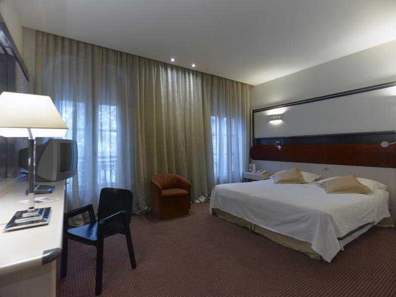 Hotel Nh Ligure Turyn Pokój zdjęcie